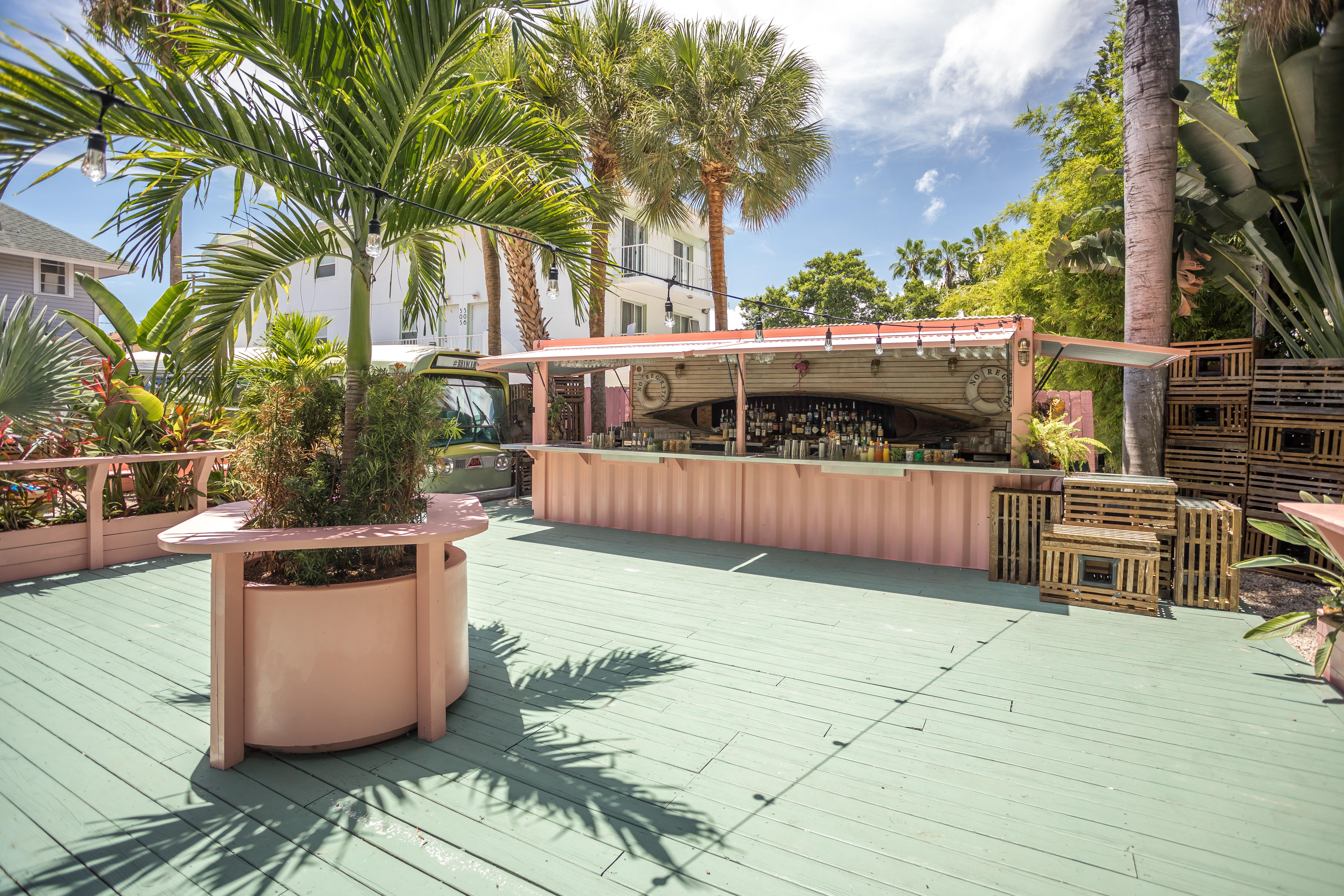 Miami River Inn By Renzzi Exterior photo